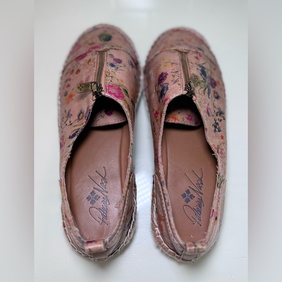 Patricia Nash Antique Floral Leather Slip On Shoes Designer Women’s Size 9.5 - Picture 7 of 11